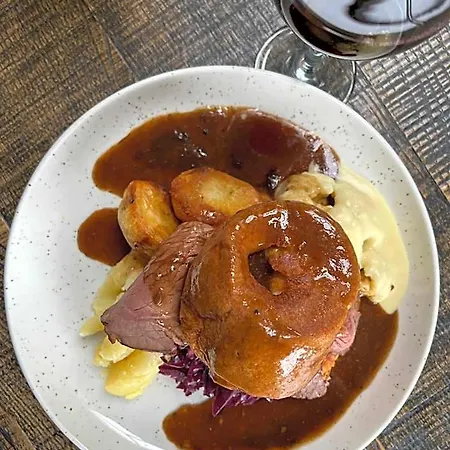 The Pheasant ホテル *